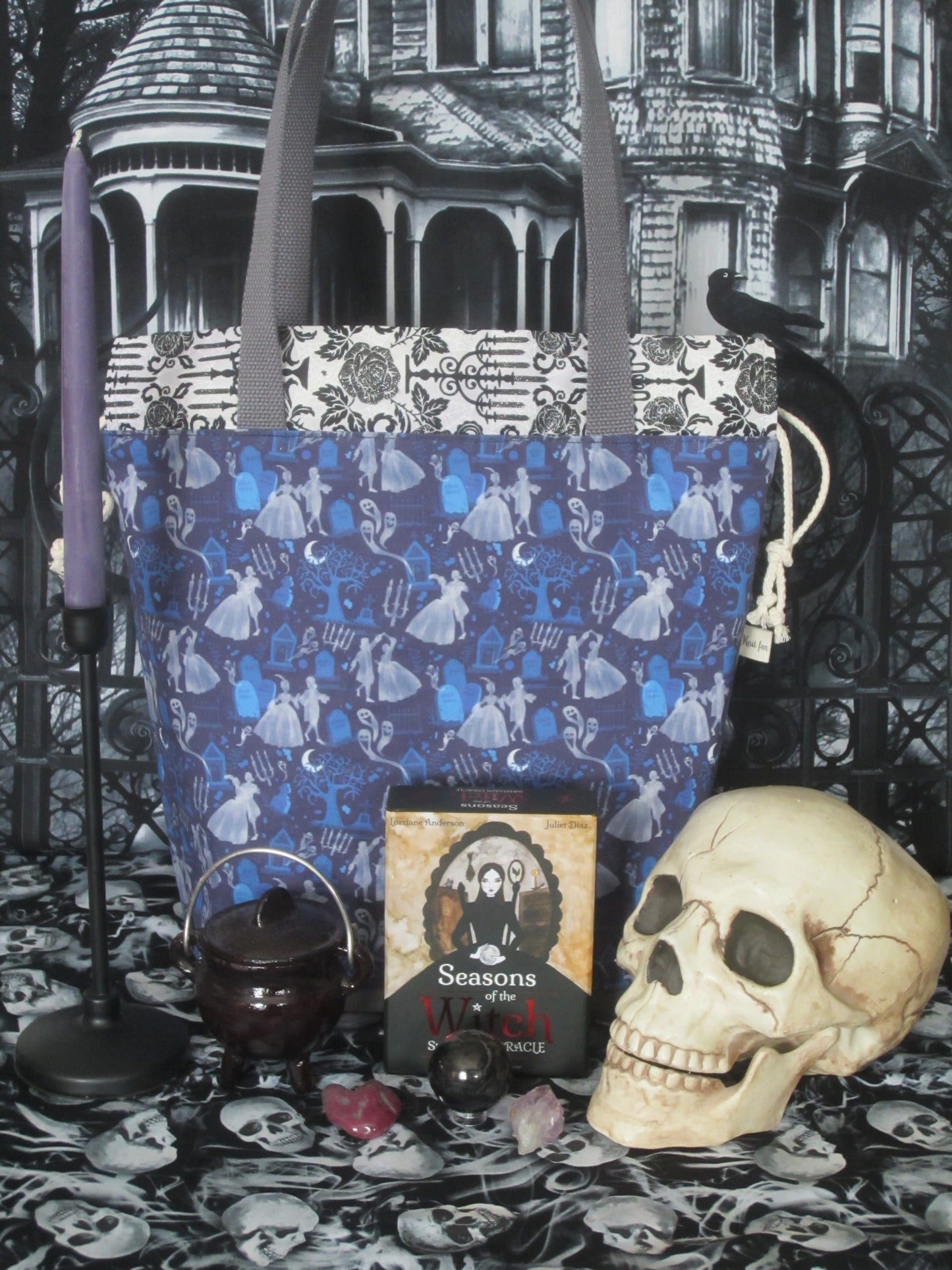 Ghostly Ball Large Project Bag